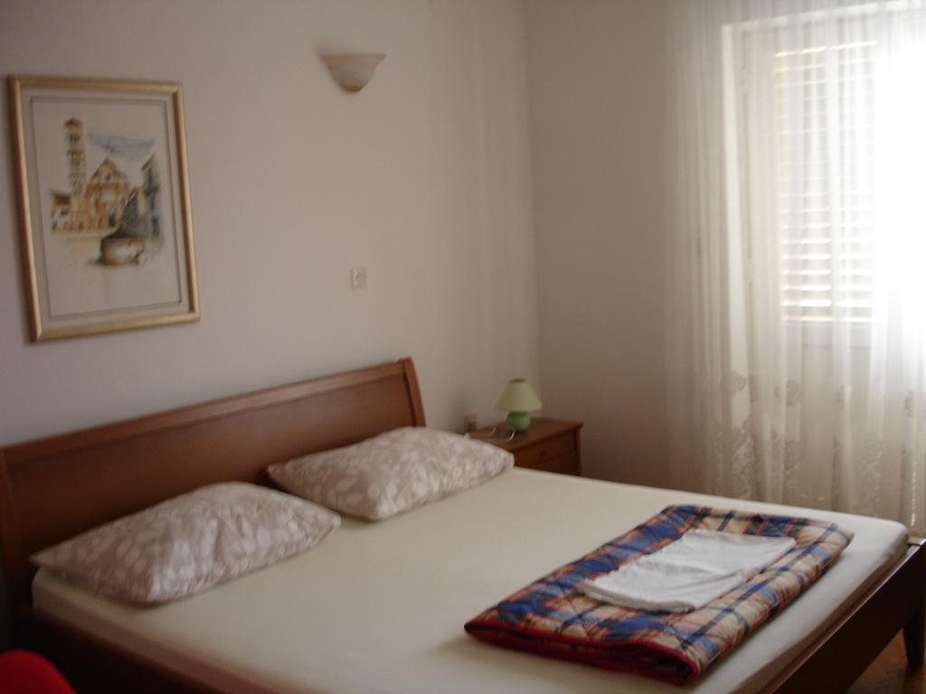 Apartment Bozo Хвар Екстер'єр фото